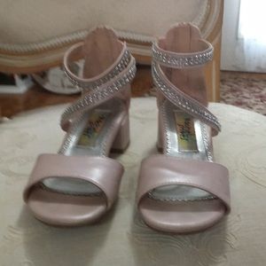 Kids dressy sandal heels